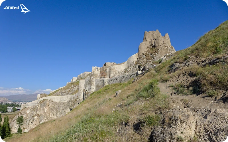 روز اول؛ تماشای دو مورد از نمادهای اصلی شهر وان